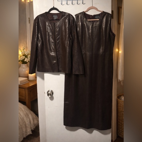 ✨Selene Sport Faux Leather Crocodile Pattern Maxi Dress & Jacket Set Size 2X - Picture 3 of 13